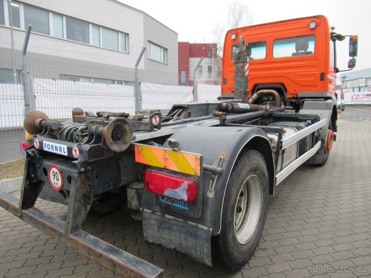 MB Axor 1829 hákový nosič kontejnerů - 7