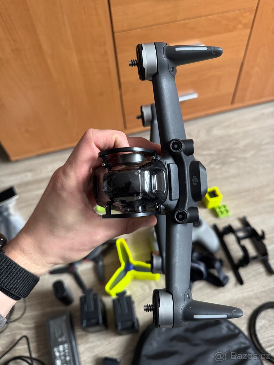 DJI FPV + hromada příslušenství - 7