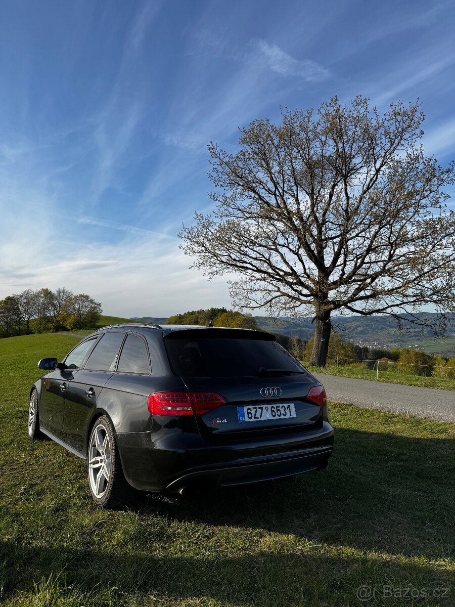 Audi s4 b8 - 7