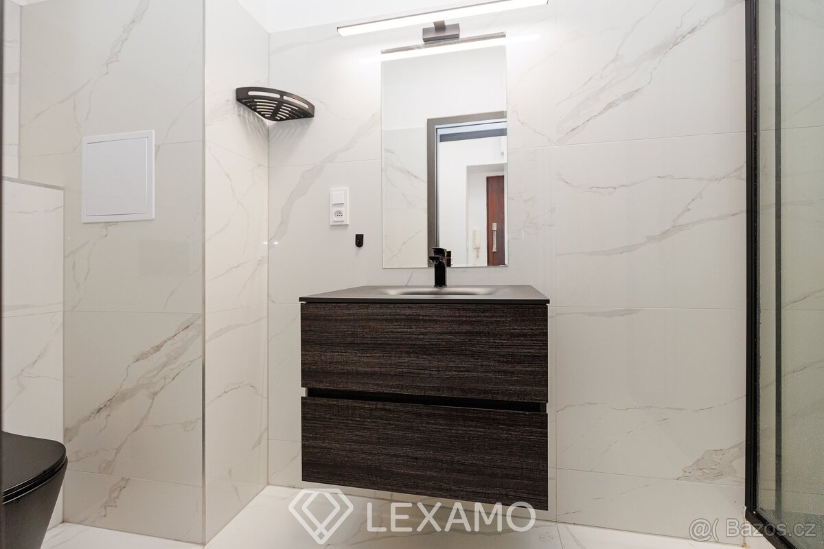 Pronájem bytu 2+kk, 53m² - ul. Smetanova Znojmo, ev.č. 00300 - 7