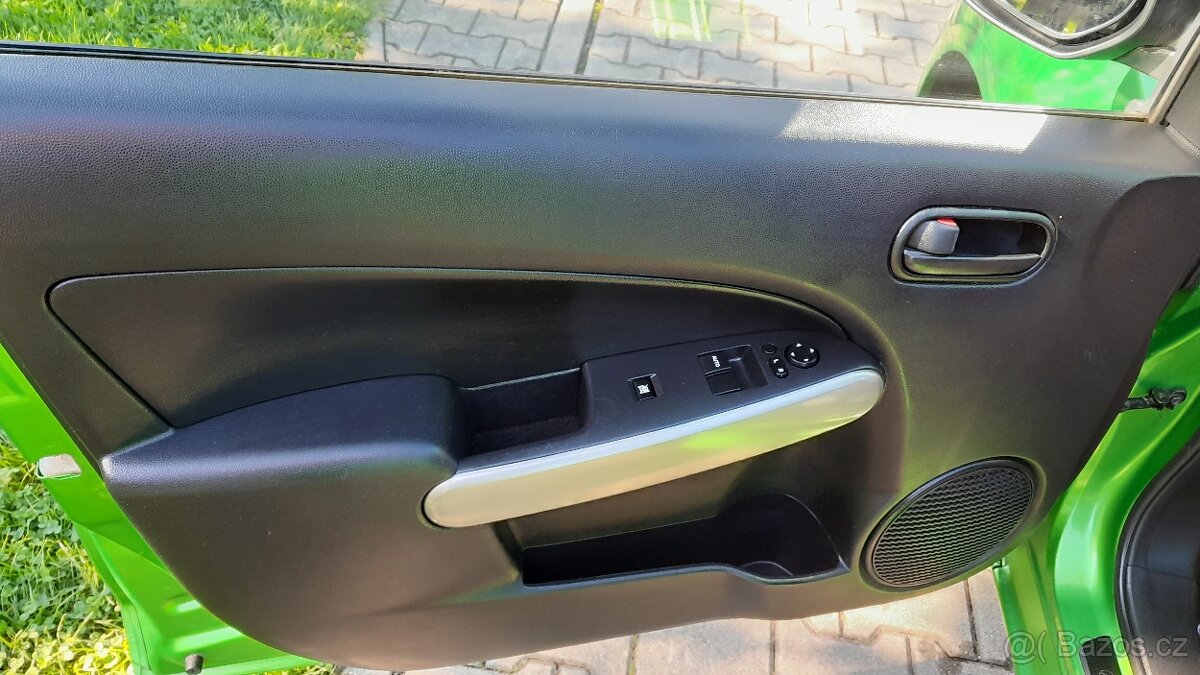 Mazda 2 1.3i 55kw - 7