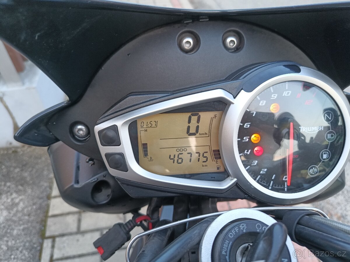 Triumph Speed Triple 1050 - 7