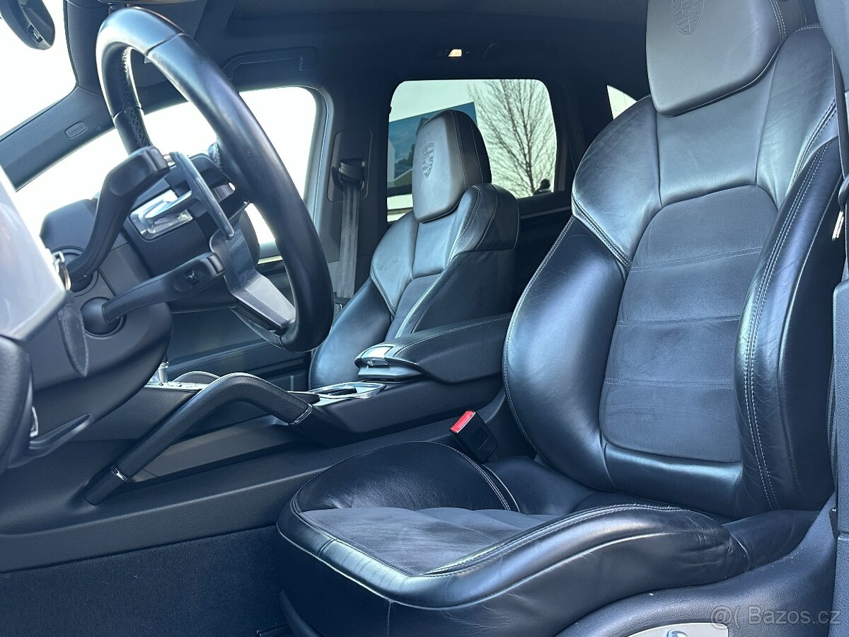 Porsche Cayenne 2016 - 7