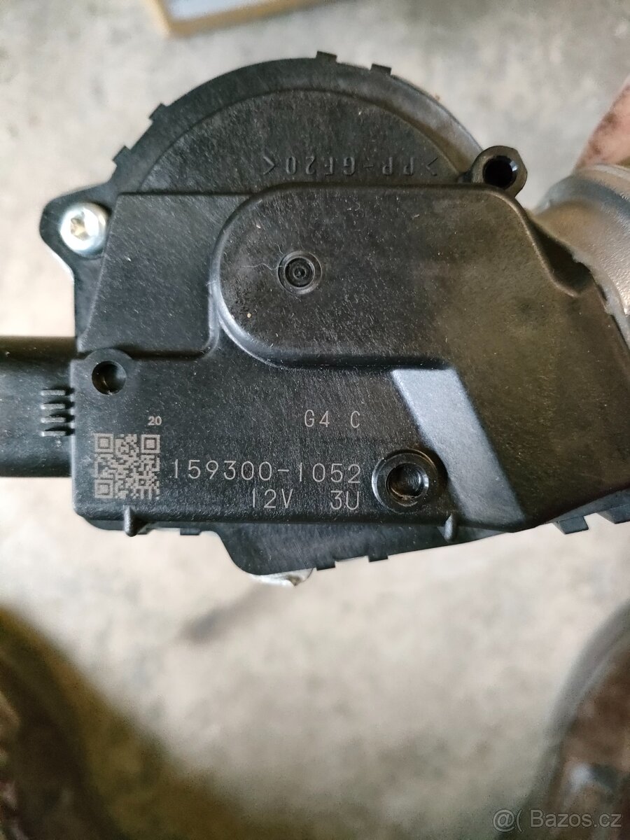 Motorek předních stěračů - 7