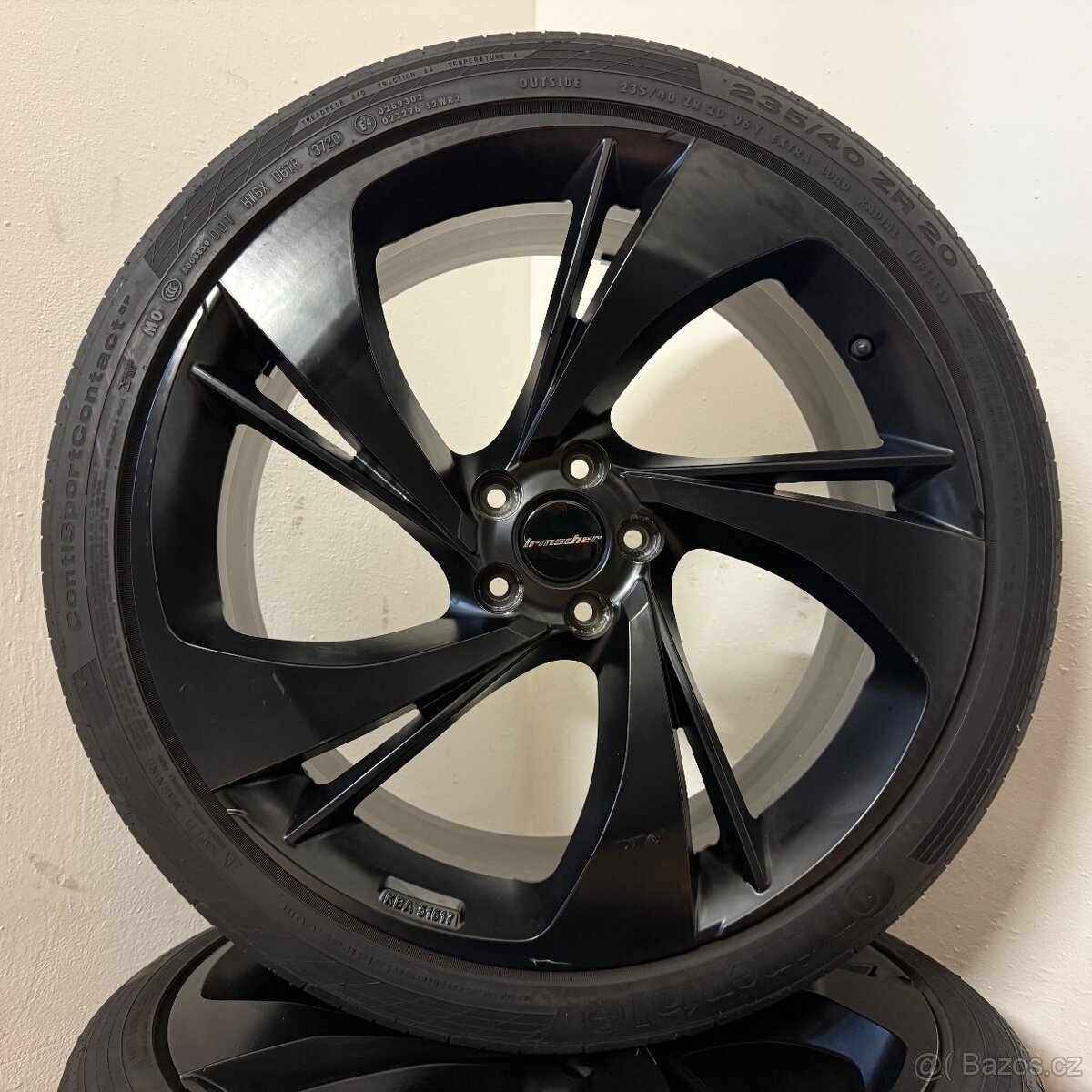 PEUGEOT 3008 5x108 R20 ET44+LETNÍ 235/40R20 4,5mm - 7