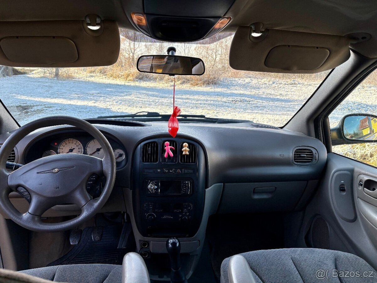 Chrysler Grand Voyager 2,5 CRD - 7