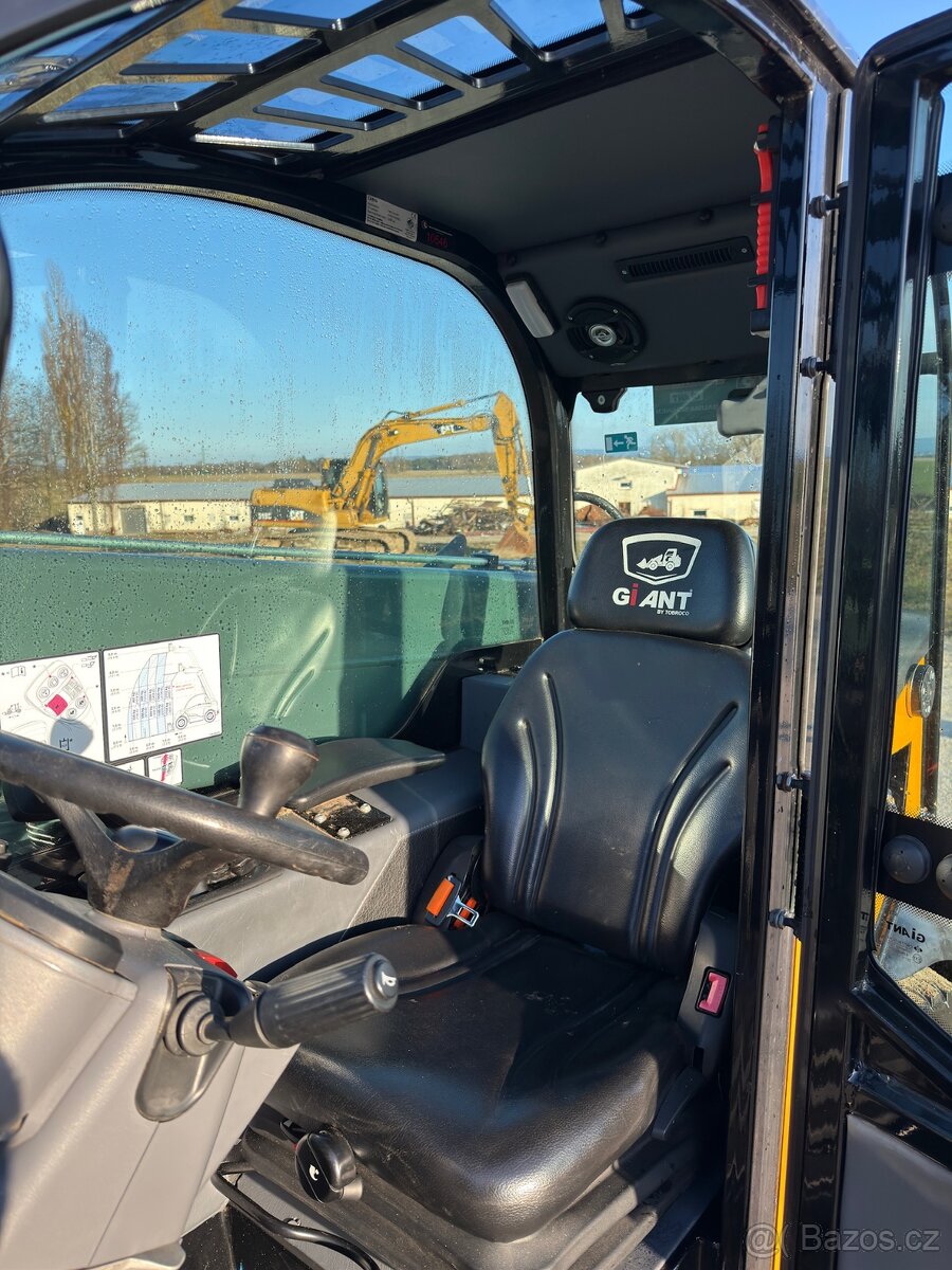 Teleskopický nakladač - 7