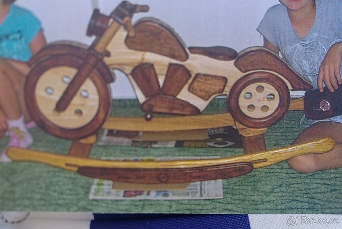 Dřevěné Šachy, děla, motorka. - 7