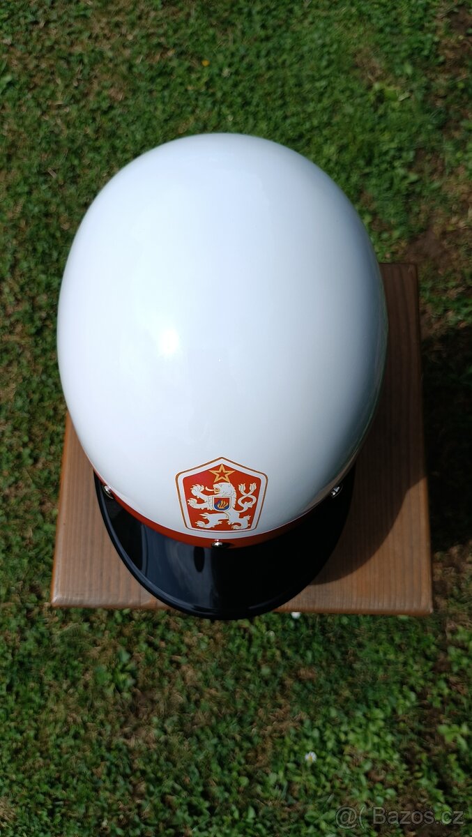 Stará helma, přilba VB - 7