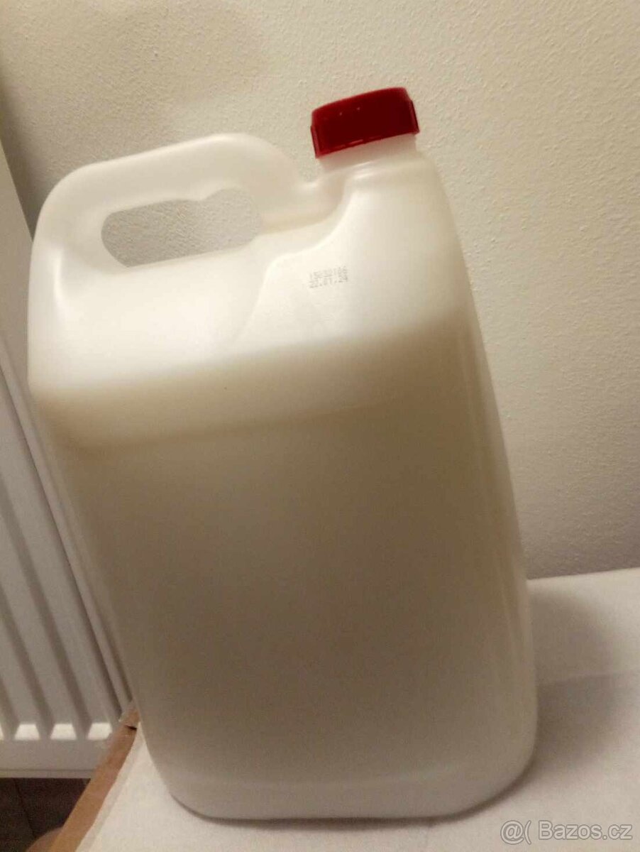 Čistící prostředky na umytí auto, obkladů, podlah a keramiky - 7