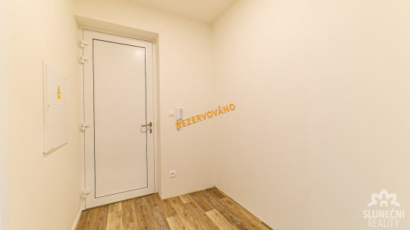 Pronájem bytu 1+kk, 33 m², Uherské Hradiště - Nádražní - 7