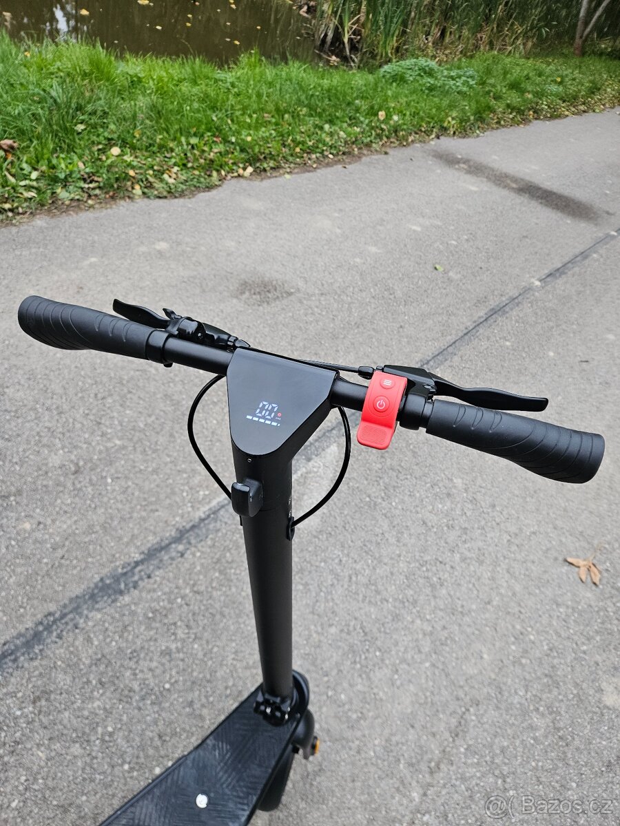 Elektrokoloběžka Cory Cool - 7