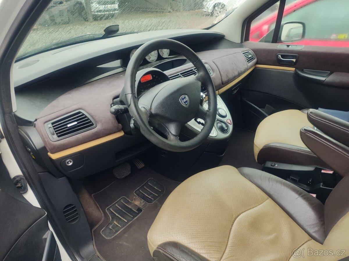 Lancia Phedra 2,2 JTD 125 kW - 7