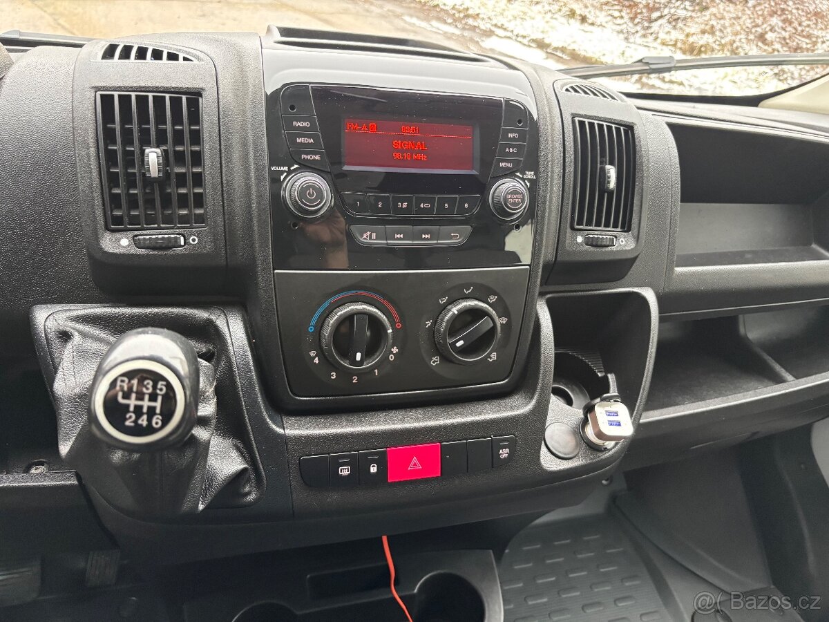 Fiat Ducato L2H1 6 míst - 7