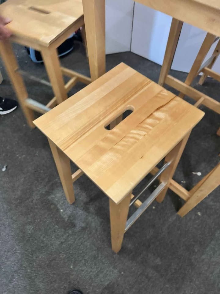 Kvalitní Barový jídelní set Masiv IKEA - 7