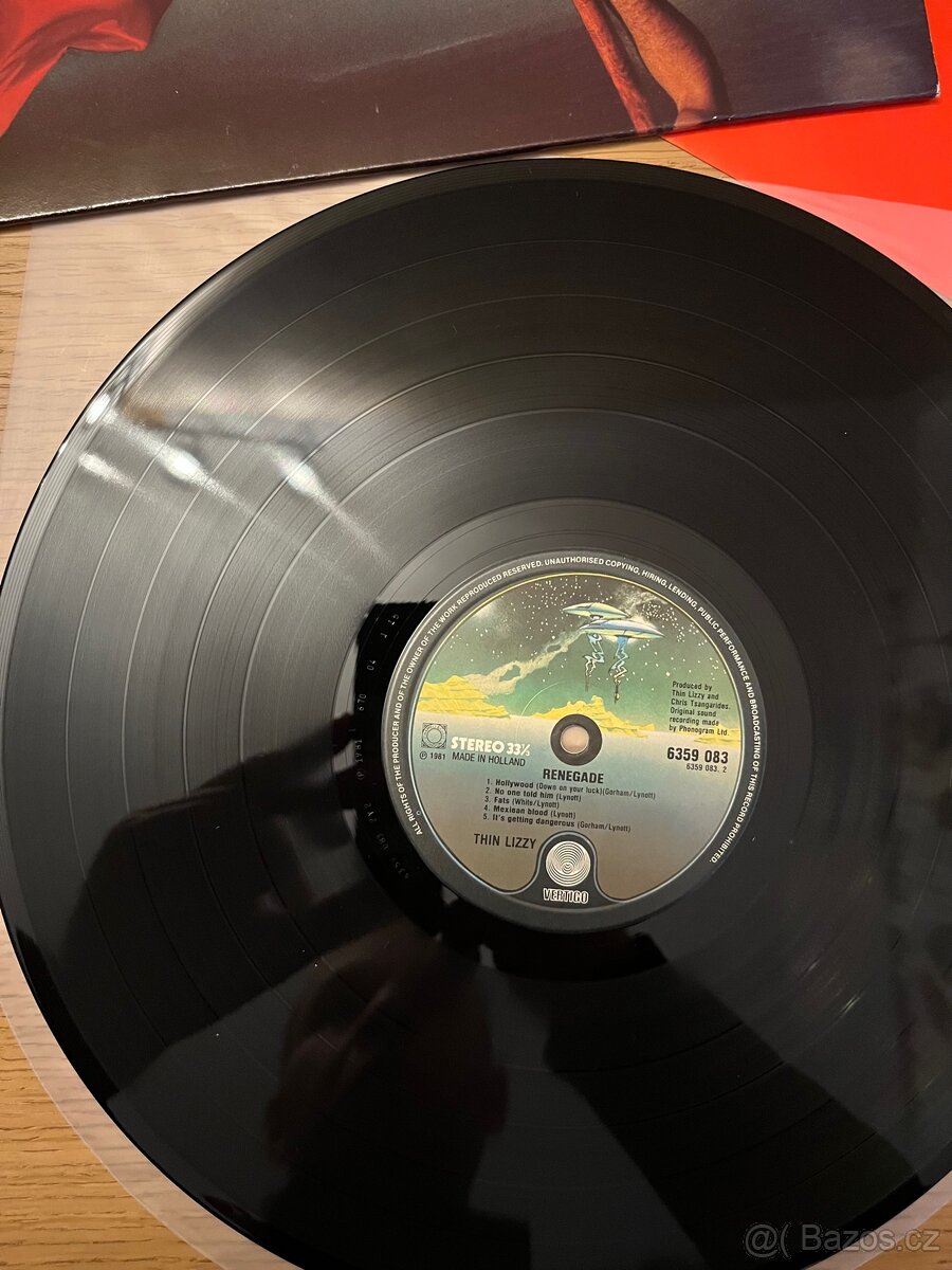 Thin Lizzy – Renegade - 7