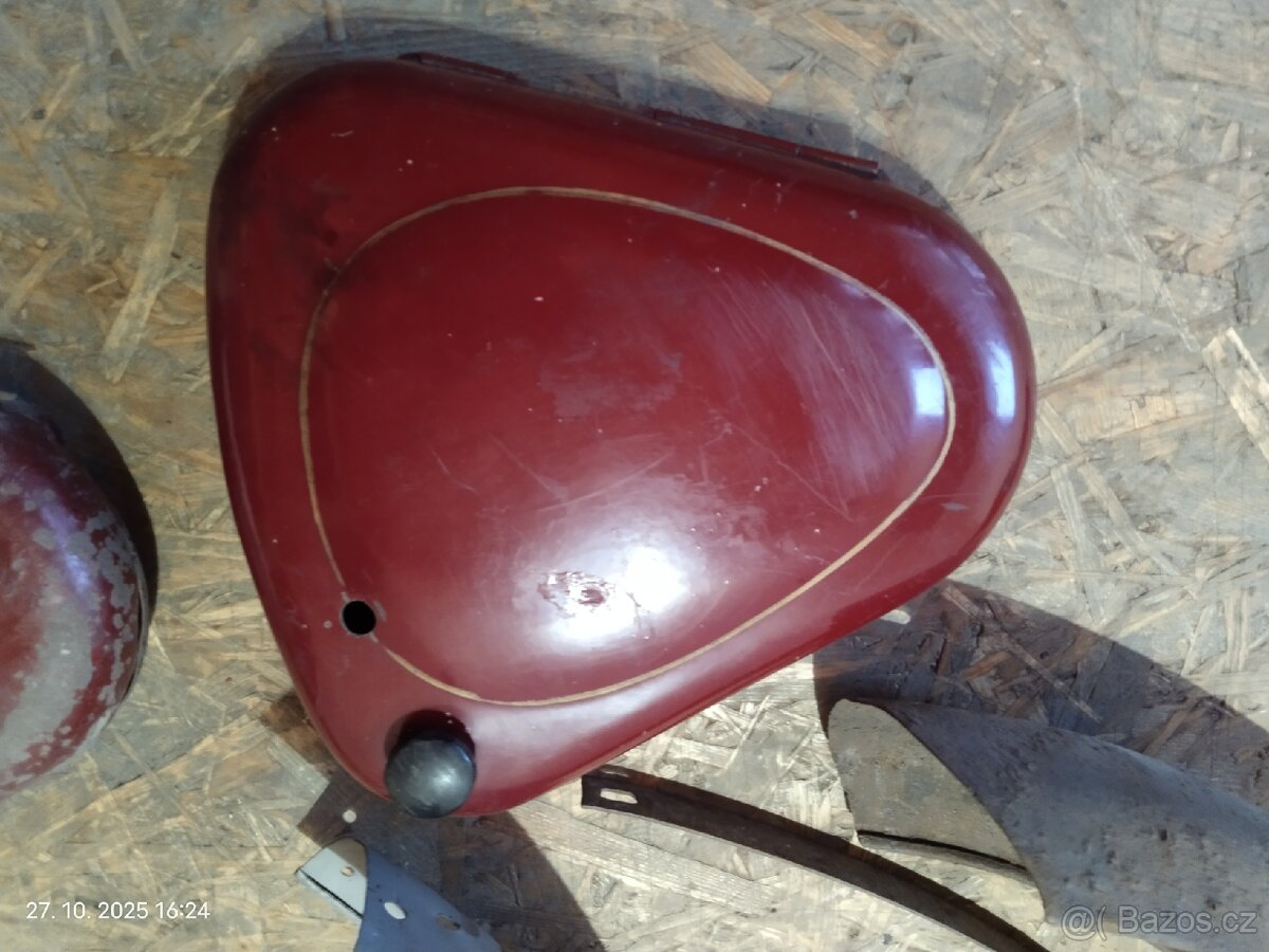 Jawa pérák FJ, Zbrojovka, komunista, Ogar 350, ČZ 150 C - 7