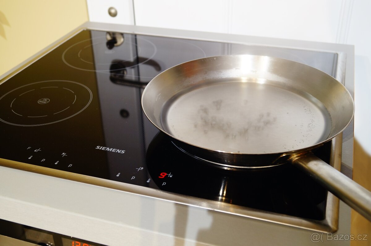 Nerezový vestavný sporák Siemens HE761560, lyžiny - 7