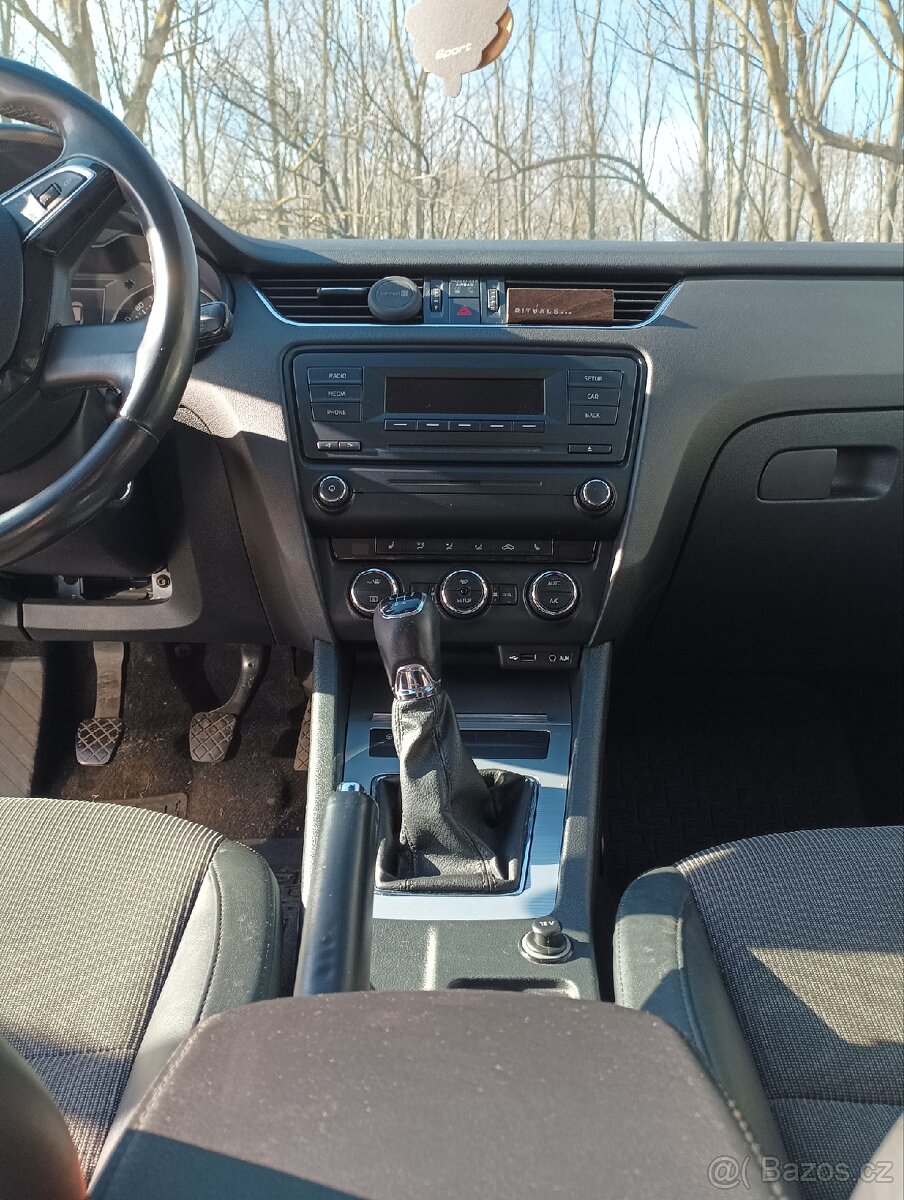 Škoda octavia3 1.6 TDI 77kw - 7