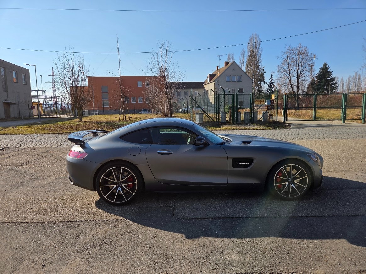 Mercedes AMG GTS - 7