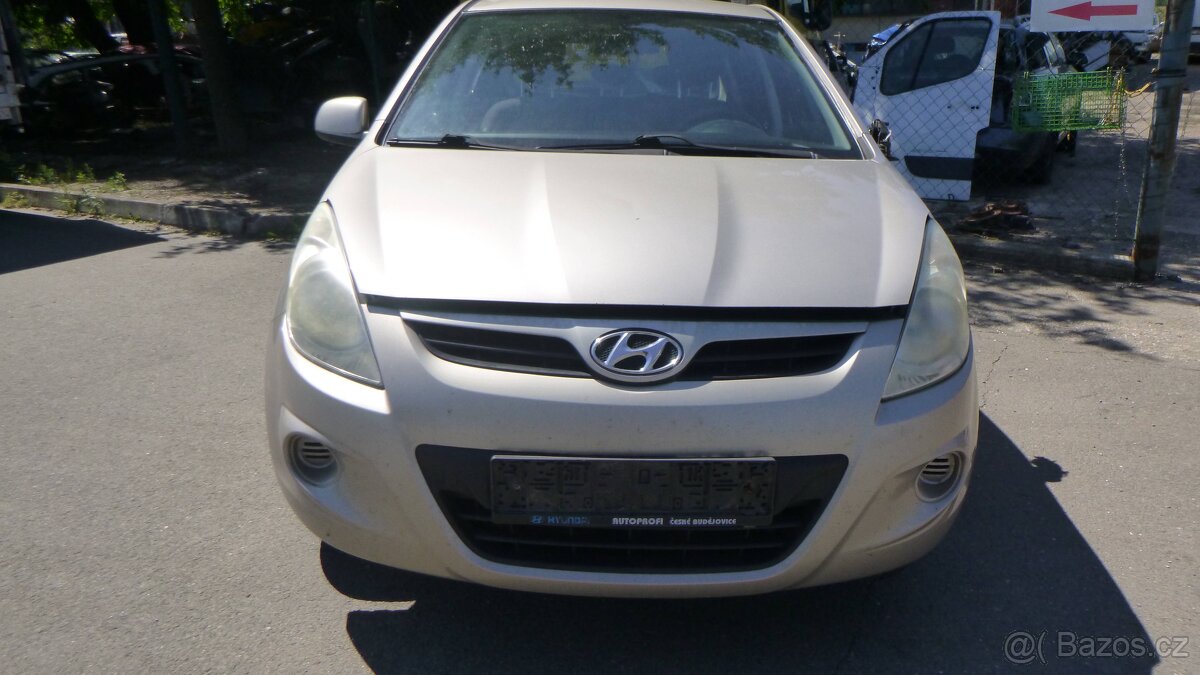 HYUNDAI i20 1.2 57kw G4LA, r.v.2009 - 7