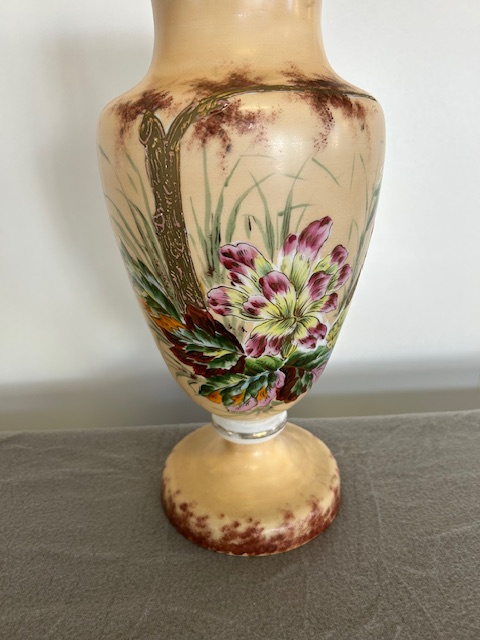 Skleněná secesní malovaná váza. - 7