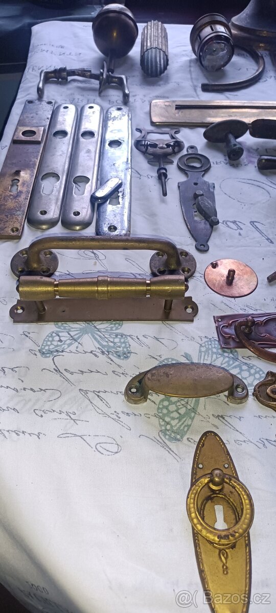 Staré kování - různé. - 7