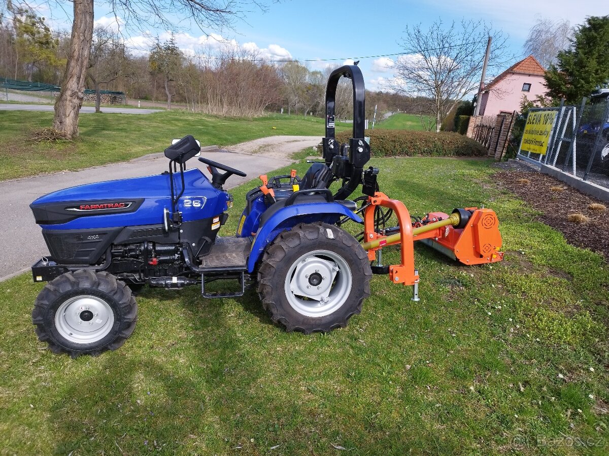 Malotraktor Farmtrac 26 4WD radiálky - 7