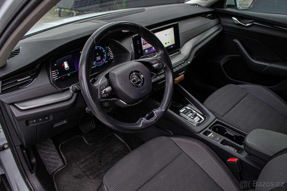 Škoda Octavia Combi 2.0 TDI Style A/T DSG - 7