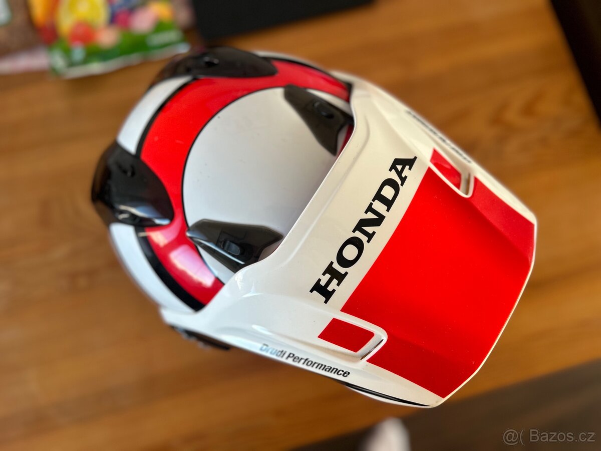 Helma Arai Tour X4 edice Honda Africa Twin - 7