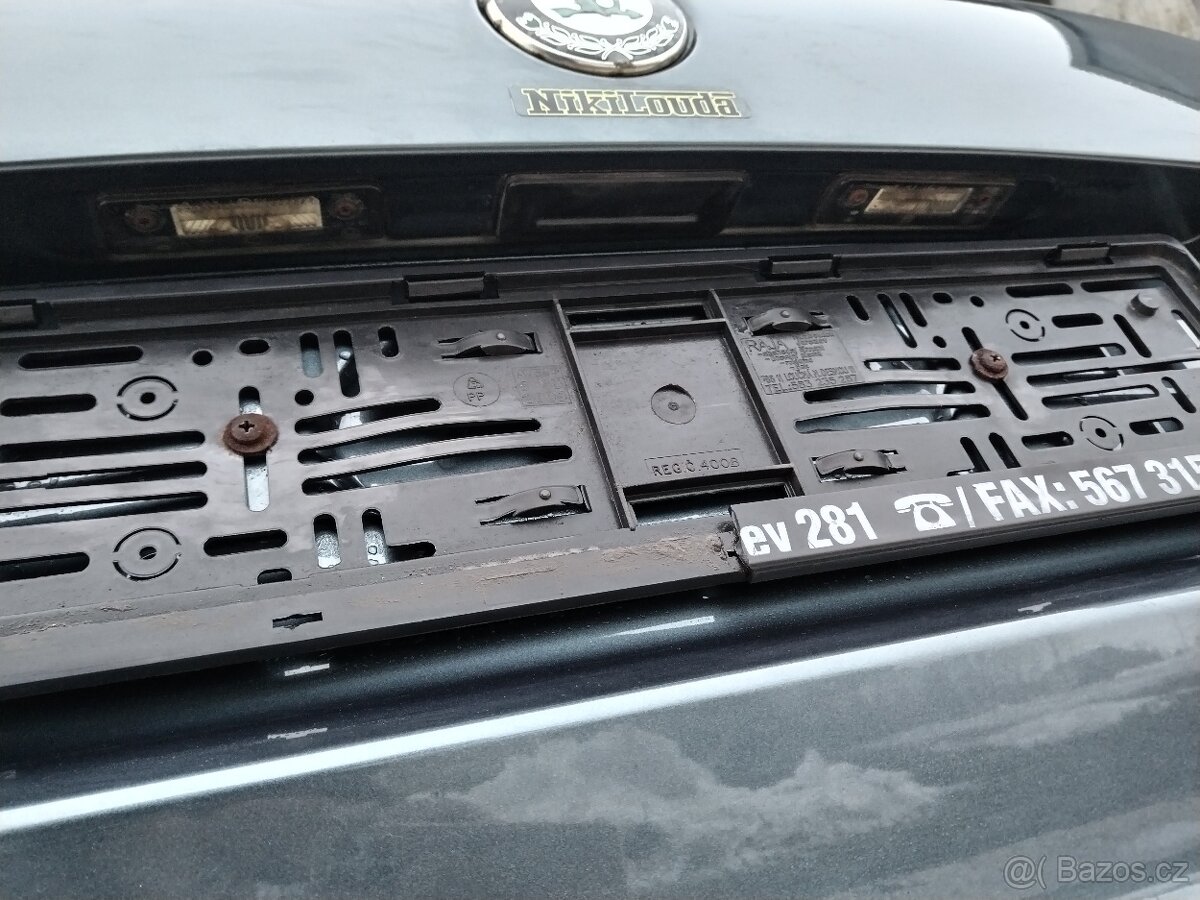 Páté dveře Škoda Octavia 2 kombi - 7