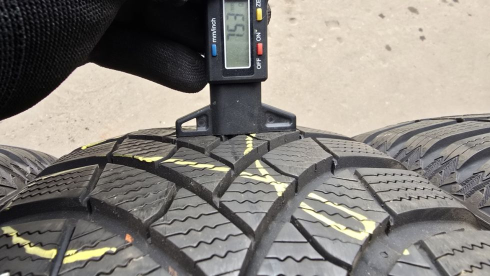 Zimní pneu 205/60/16 Semperit - 7