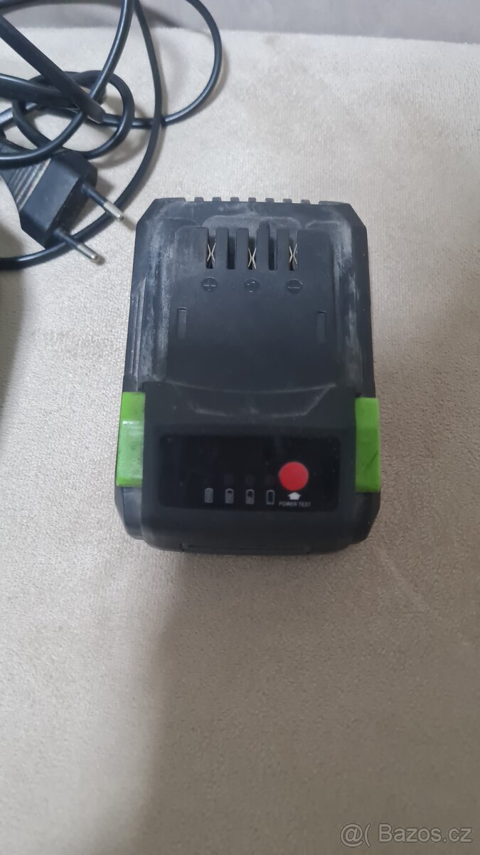Aku Rázový utahovák a aku vrtačka - 7