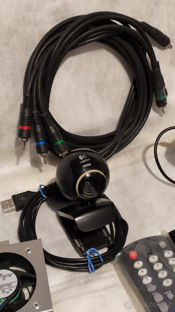 Adaptéry telefony kabely navigace - 7