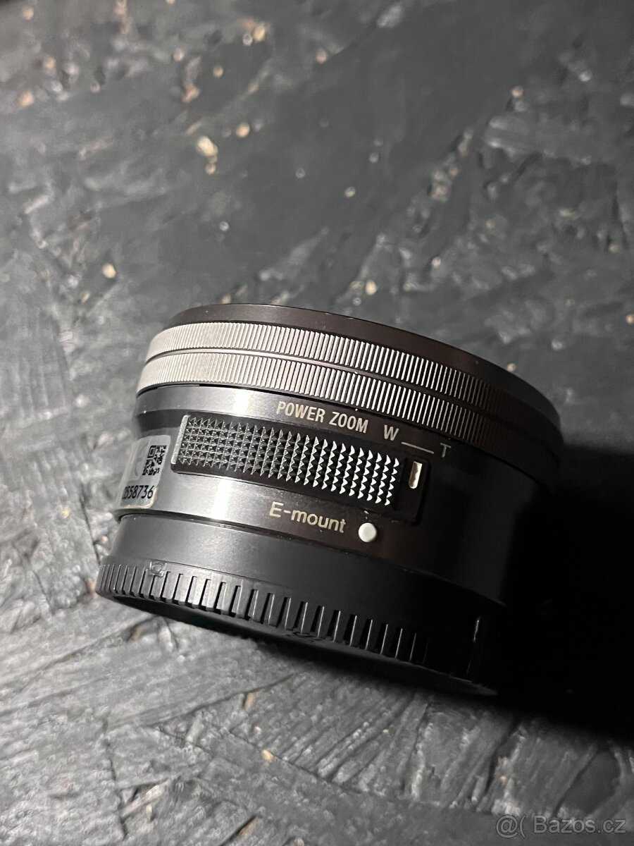 Sony E PZ 16–50mm f/3.5–5.6 OSS - 7