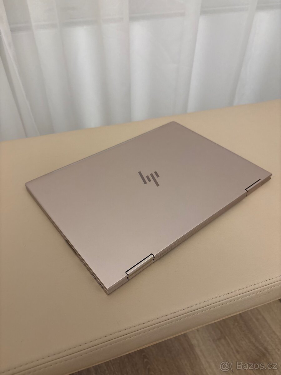 Stylový notebook HP Spectre x360 Convertible 13-ae004nc - 7