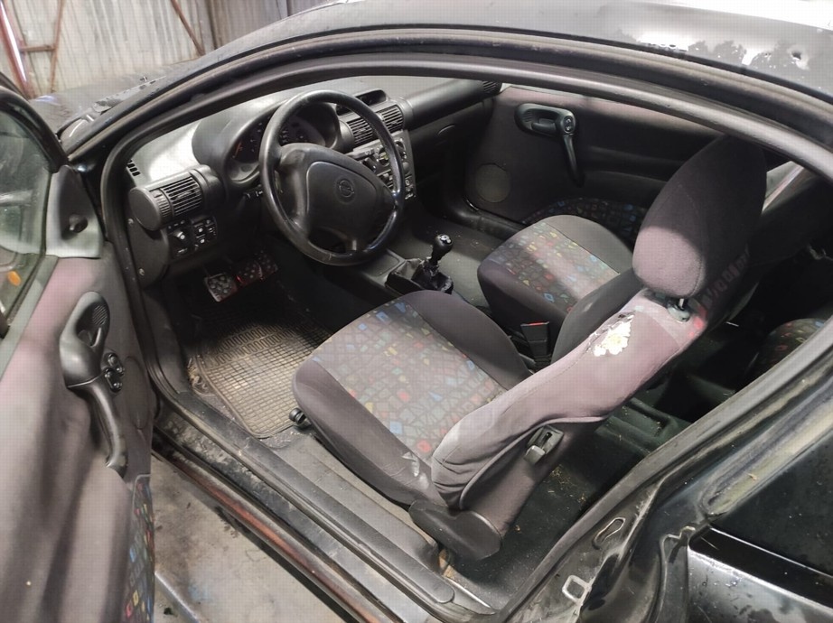 ND z Opel Tigra 1389.cm3 66.kw benzín r.v.1998 (K9) - 7