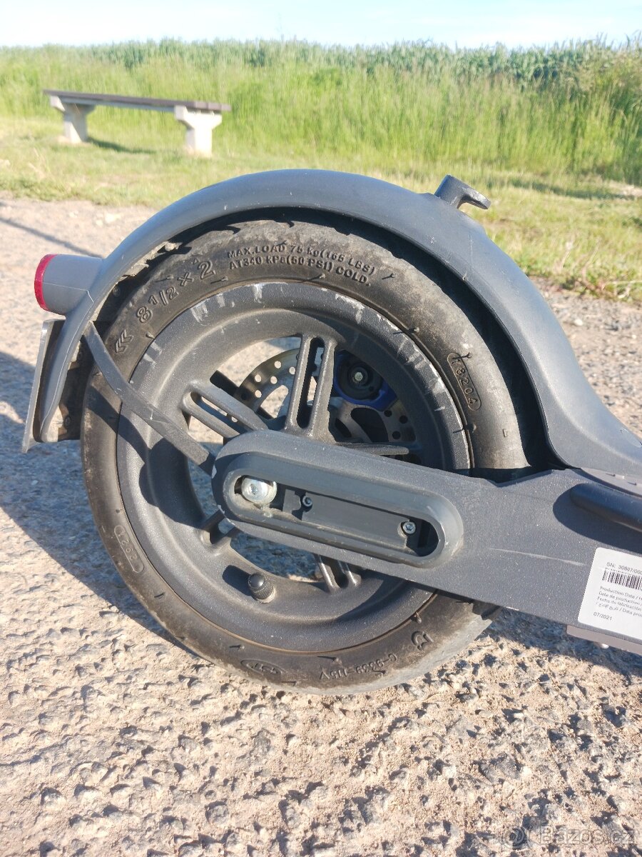 Xiaomi Mi scooter 3 - 7
