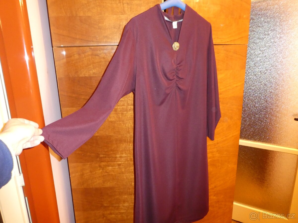 Halenky, šaty a sukně. - 7