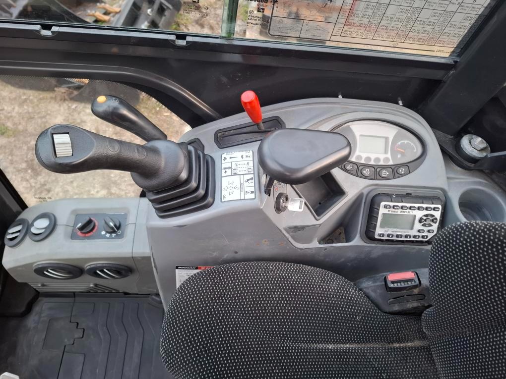 BOBCAT E 20 Z - 7