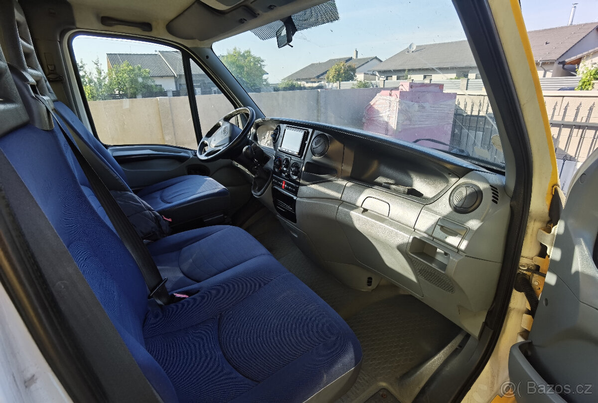 Iveco Daily odtahovka - 7