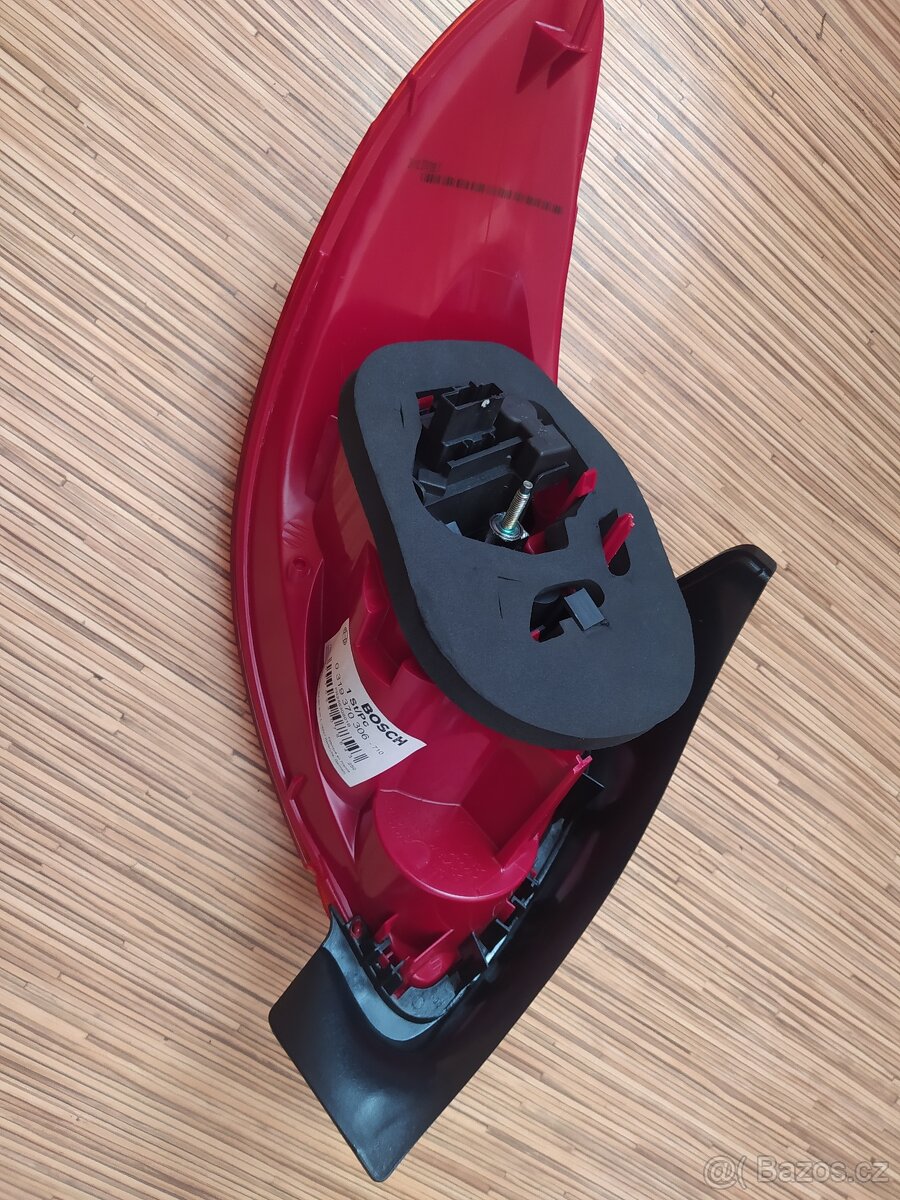 Zadní světlo Peugeot 206 - nové - 7