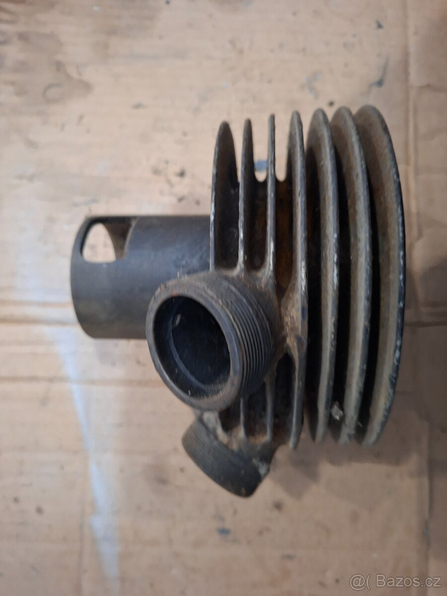 Jawa 250 kyvacka, panelka - valec - 7