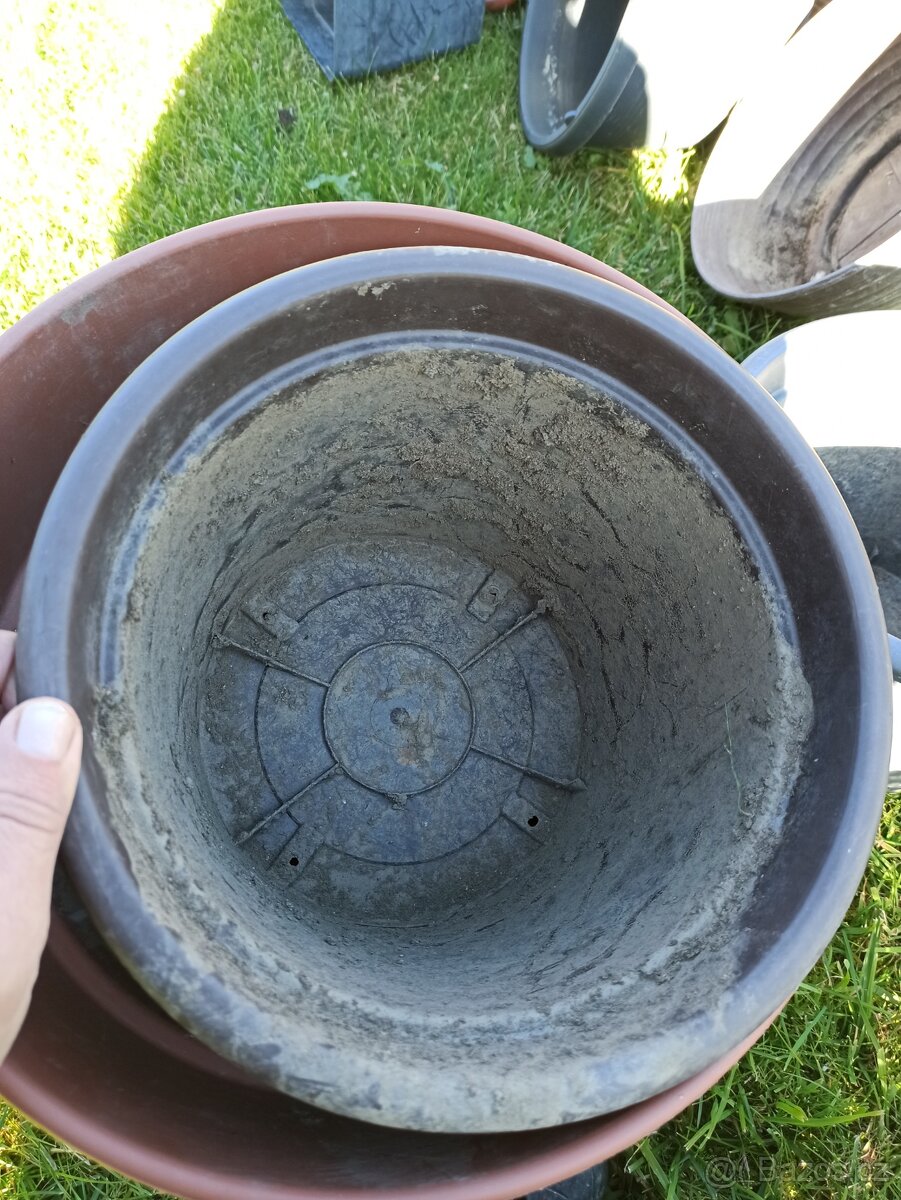 Květináče, truhlíky, misky - 7