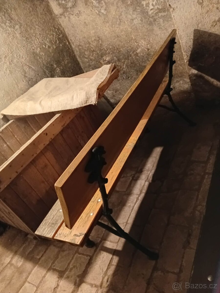 Zahradní lavička - 7