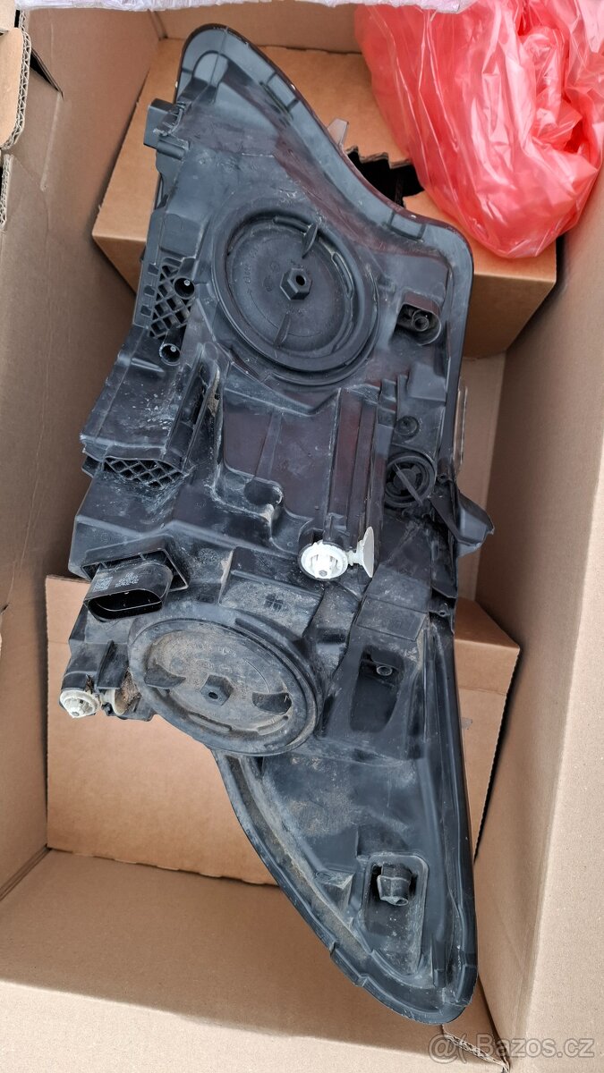 Přední světlo Mercedes Vito W447 - 7