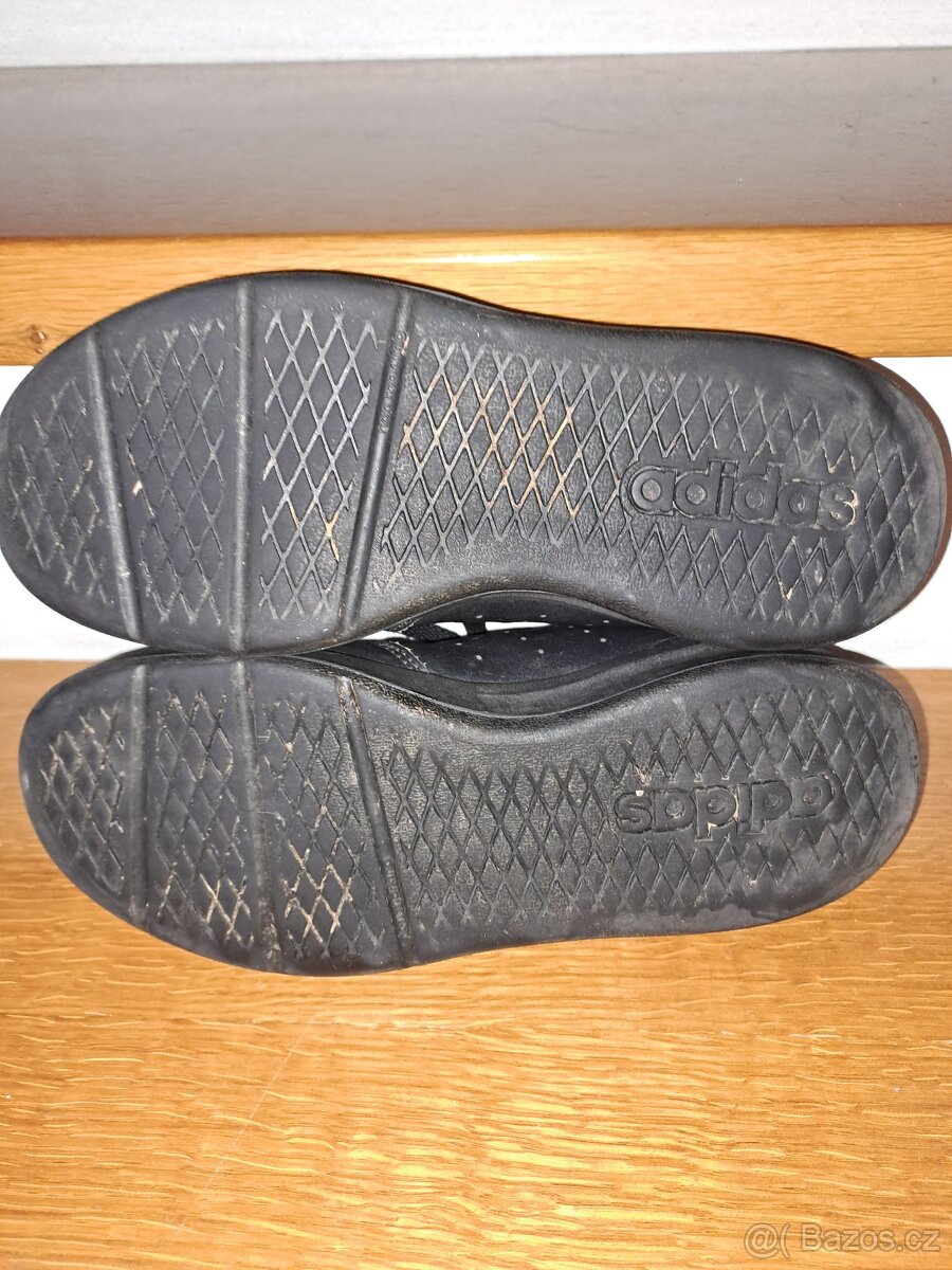 Černé tenisky / botasky ADIDAS vel. 36 - 7