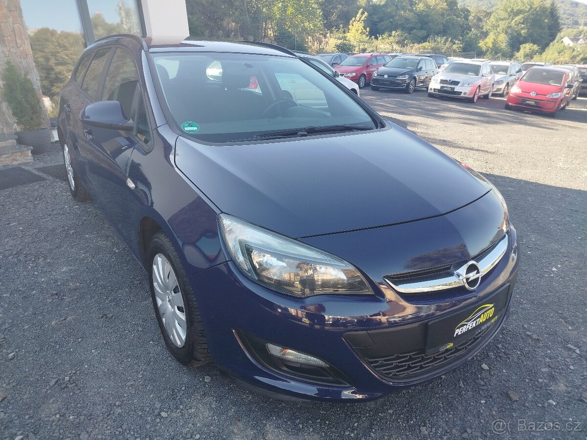 Opel Astra kombi 1.6i 85 kW, r.v. 4/2014, najeto 184.484 km - 7