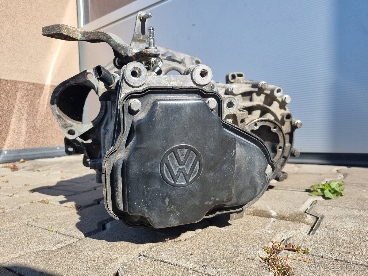 Manuální převodovka JCR - 1.9 Tdi 77kw - 7