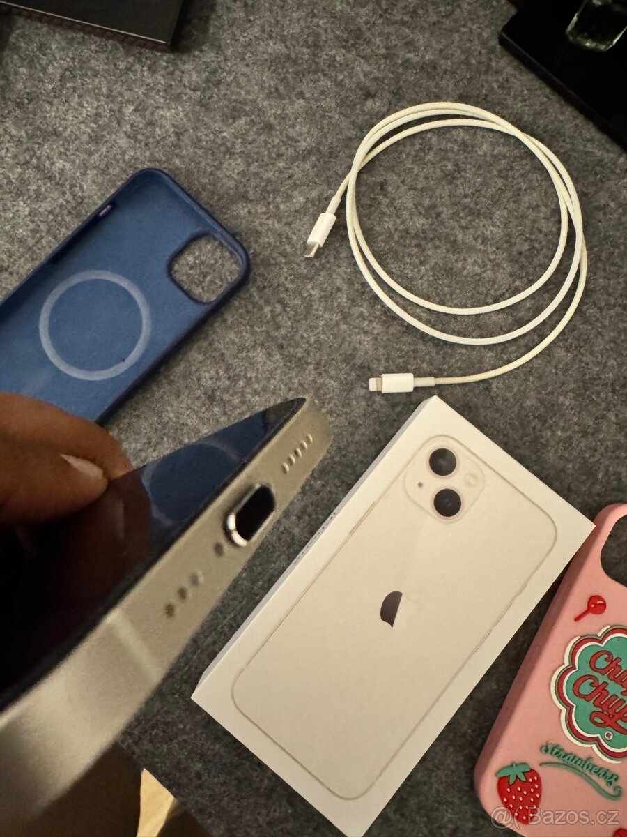 iPhone 13 128 GB, bílý, ve stavu A+ - 7